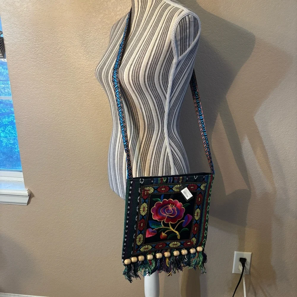 NEW Crossbody Bag Black Fabric Floral Embroidered Boho Wood Beads Fringe NWT - Picture 4 of 16